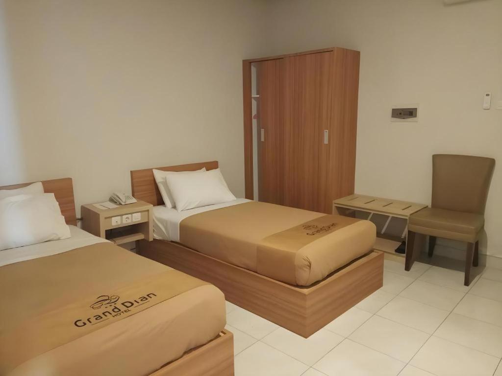 Grand Dian Hotel Slawi Tegal  Exterior foto